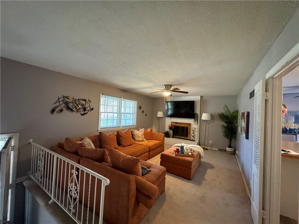 8916 E 57th Street Property Photo 5