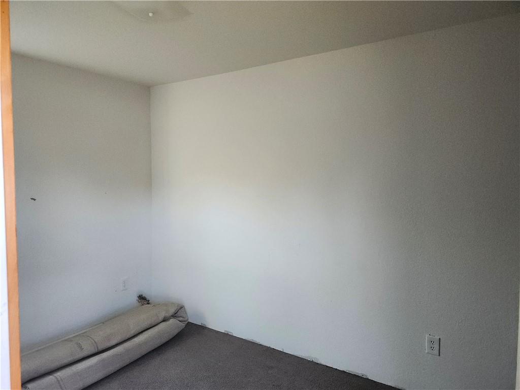 10 Fleetwood Drive Property Photo 4