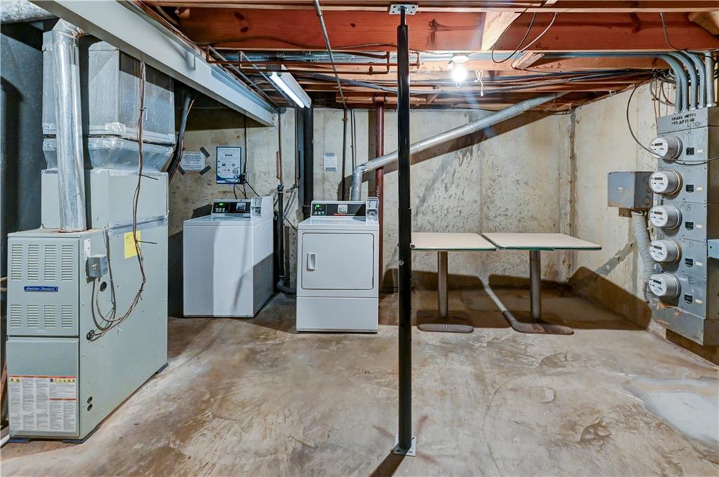 470 W 104th Street Property Photo 11