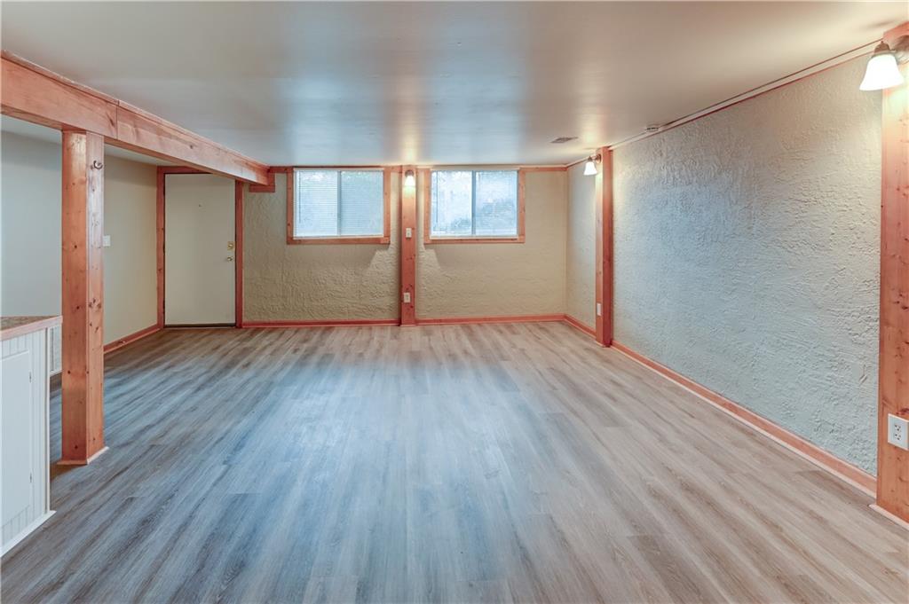 470 W 104th Street Property Photo 13