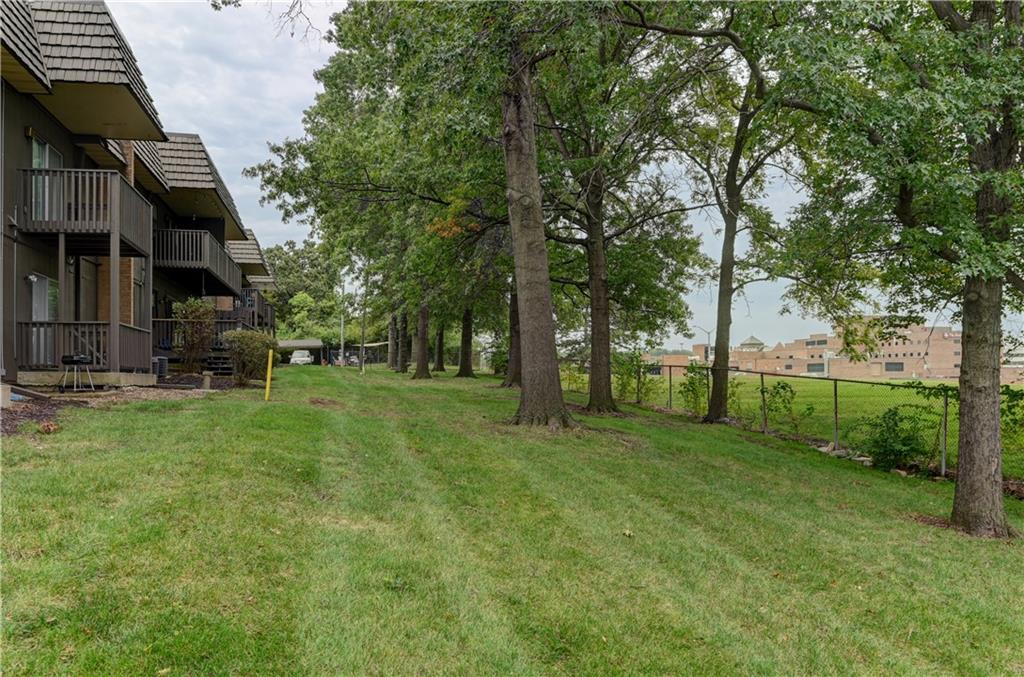 470 W 104th Street Property Photo 20