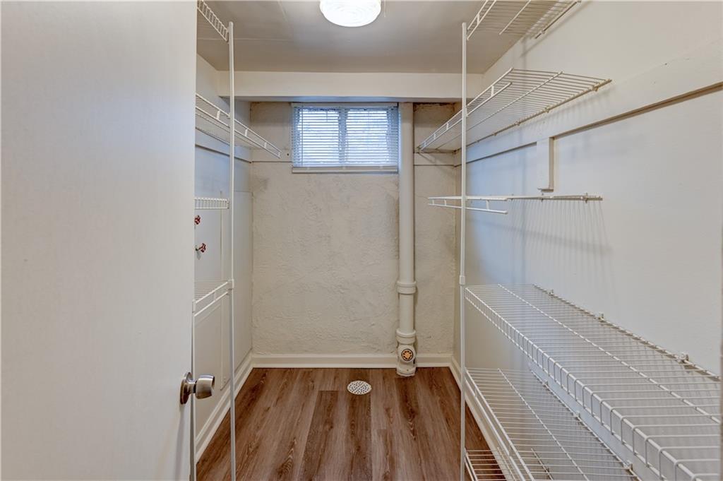 470 W 104th Street Property Photo 29