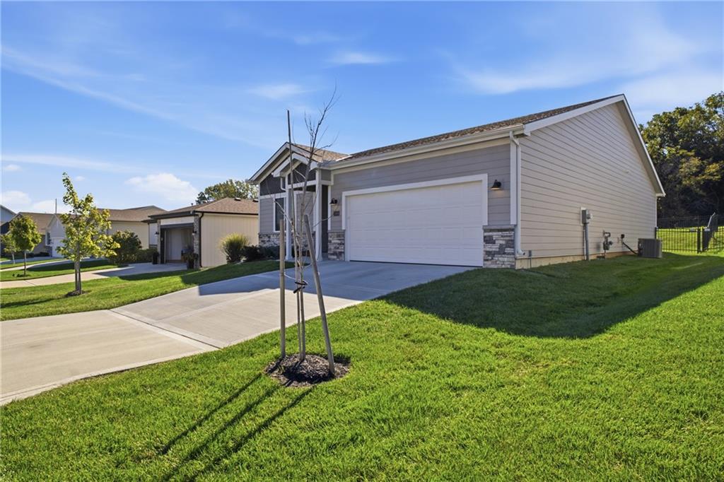 20909 W 190th Place Property Photo 2