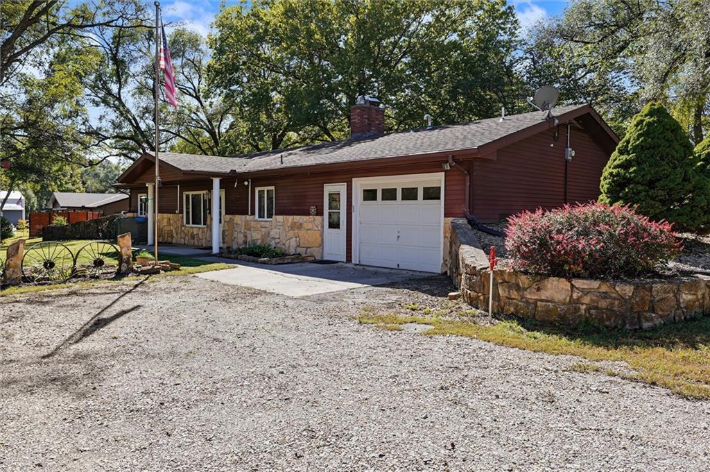 426 Halderman Street Property Photo 2