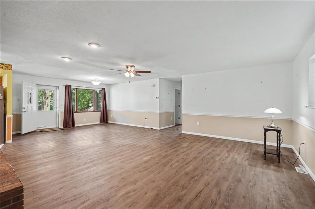 426 Halderman Street Property Photo 8