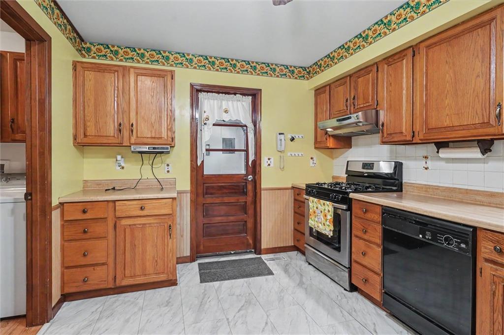426 Halderman Street Property Photo 11