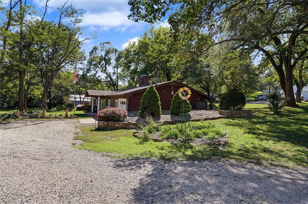 426 Halderman Street Property Photo 31