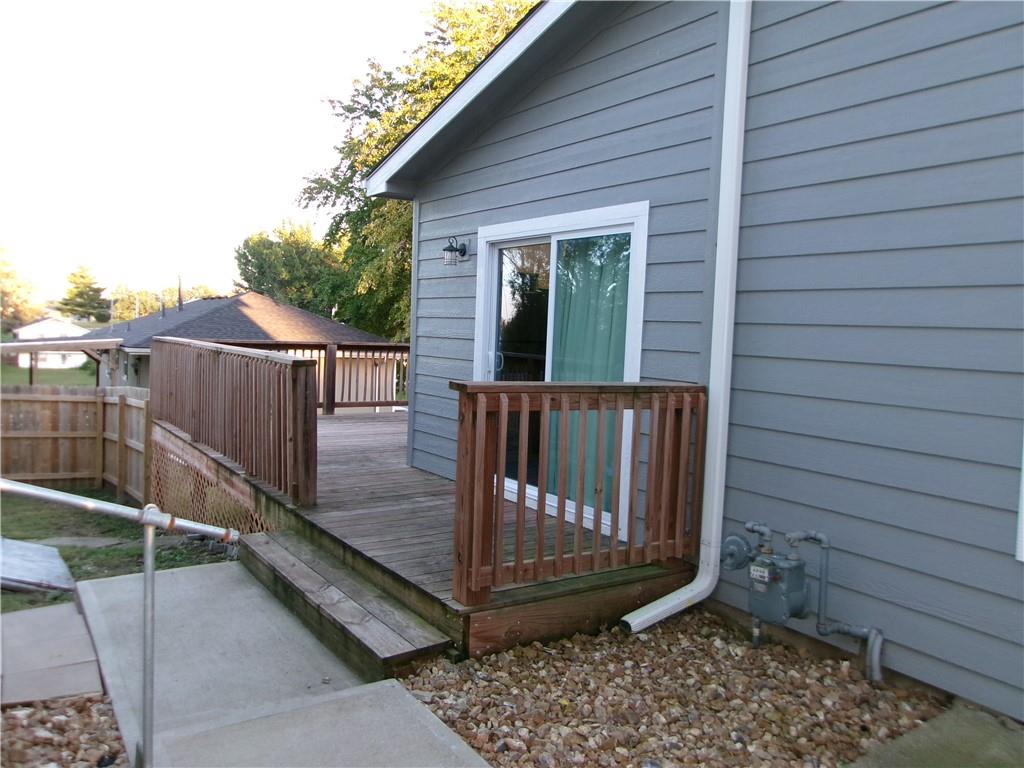 302 N Kansas Street Property Photo 20
