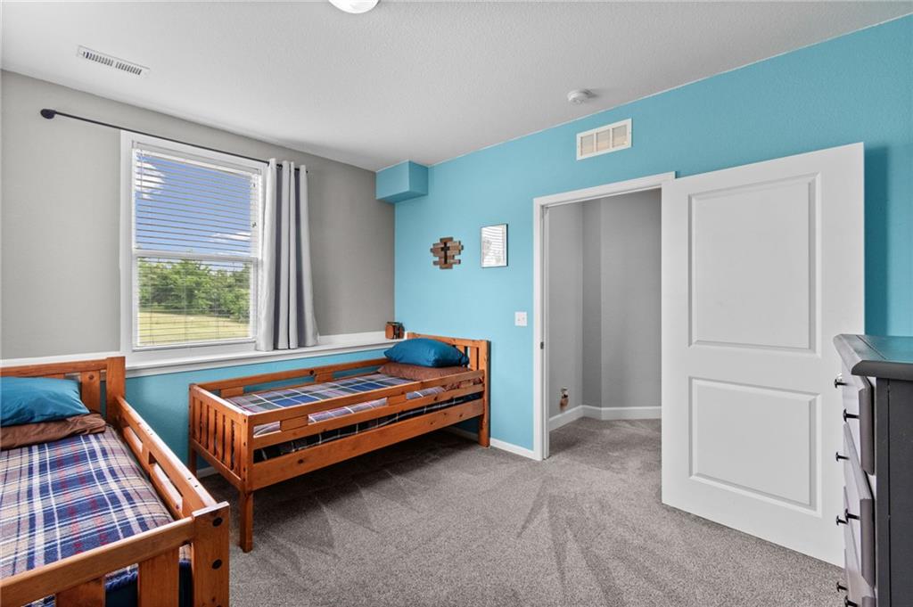 20128 Linwood Road Property Photo 24