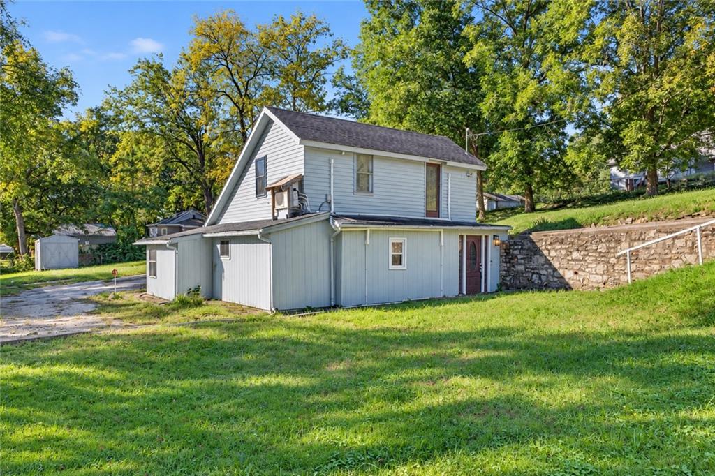 1217 E Parker Avenue Property Photo 15