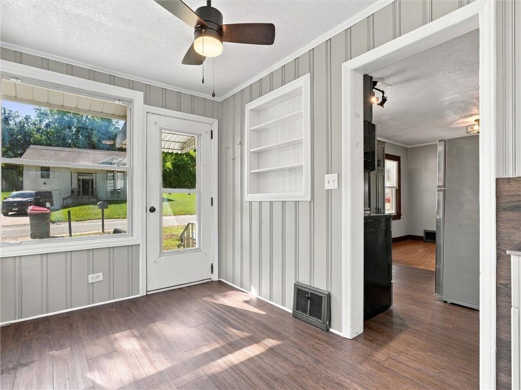 51 N Emerson Street Property Photo 20