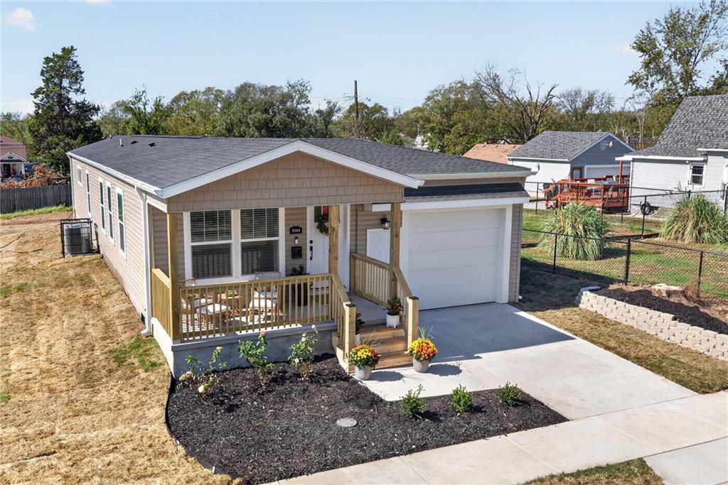 2544 Hiawatha Street Property Photo 6