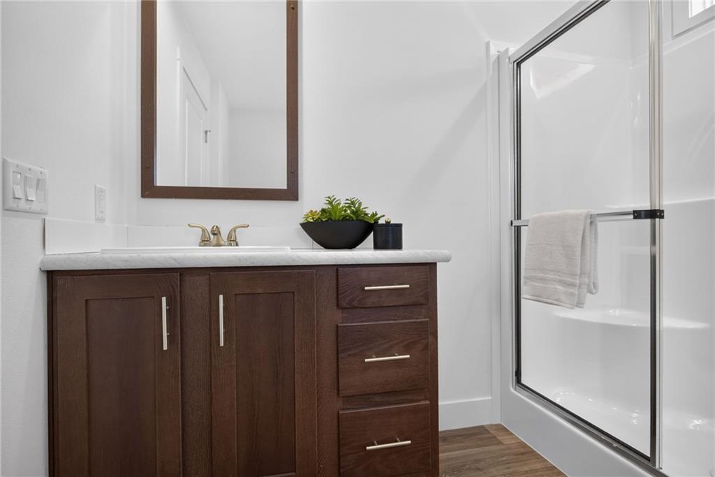 2544 Hiawatha Street Property Photo 23