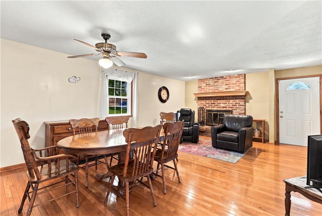 363 E Lowell Street Property Photo 3