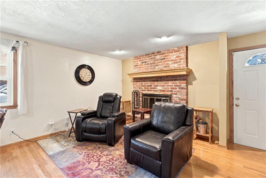 363 E Lowell Street Property Photo 6