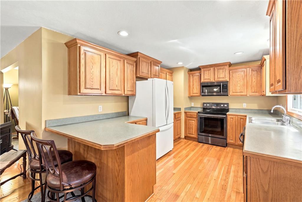 363 E Lowell Street Property Photo 12