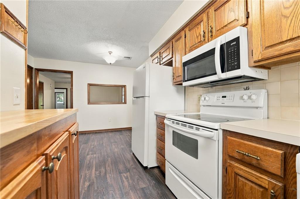 1307 N Ridge Parkway Property Photo 16