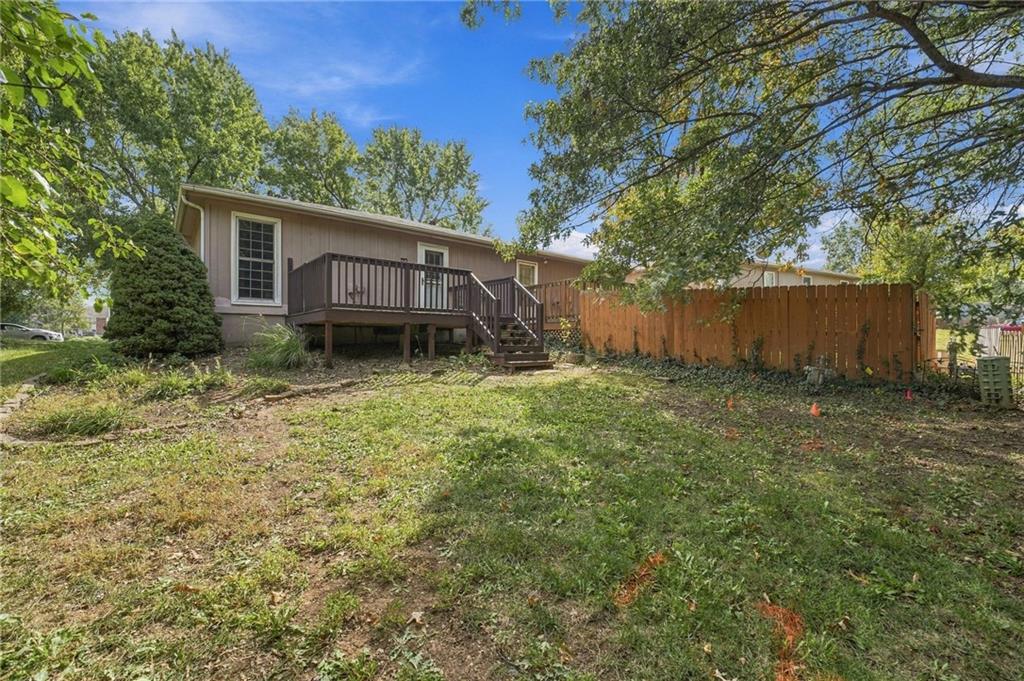1307 N Ridge Parkway Property Photo 33