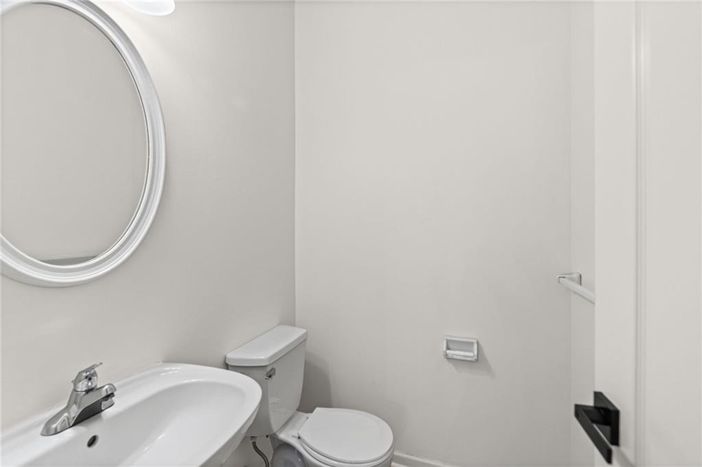15926/15928 W 91st Terrace Property Photo 12