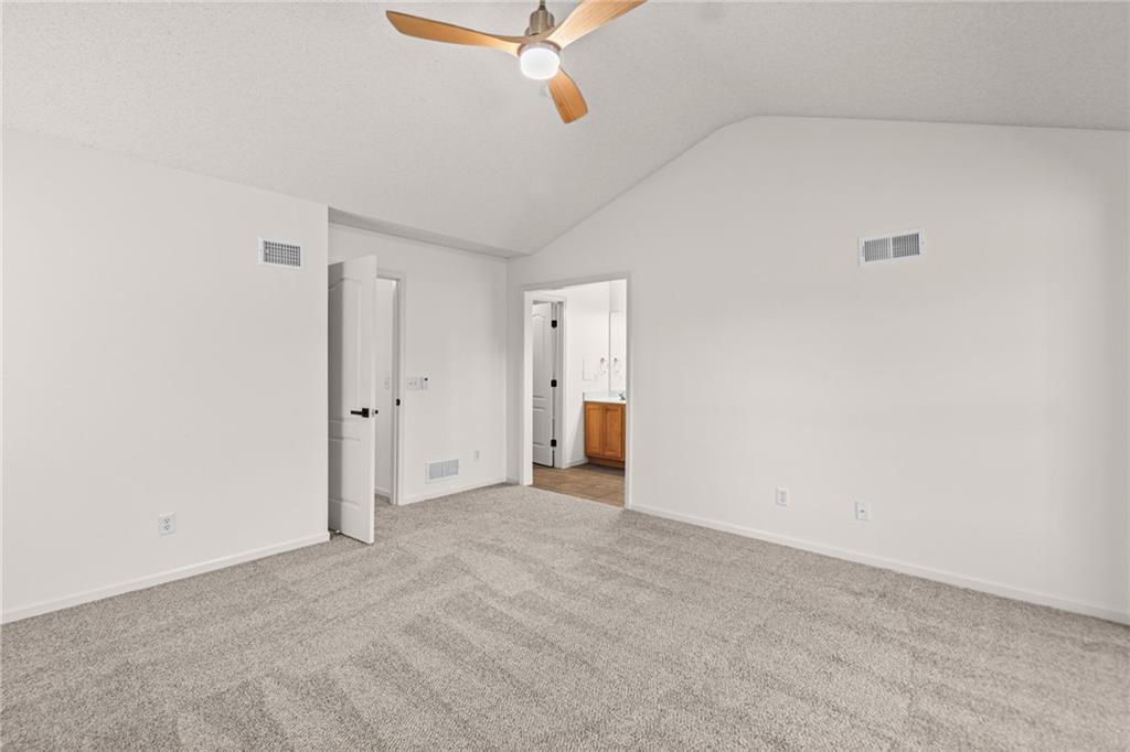 15926/15928 W 91st Terrace Property Photo 14