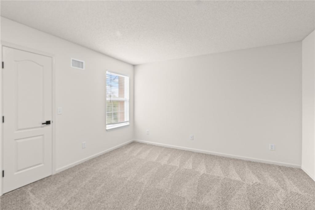 15926/15928 W 91st Terrace Property Photo 20