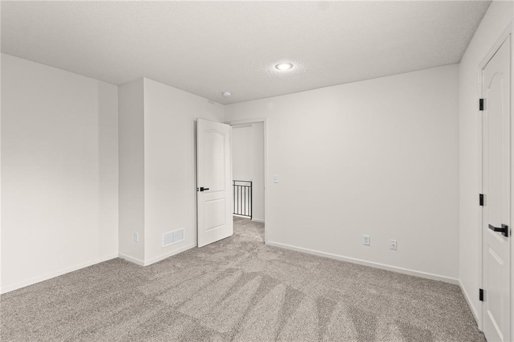 15926/15928 W 91st Terrace Property Photo 21