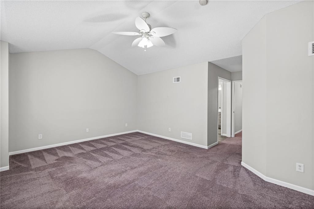 15926/15928 W 91st Terrace Property Photo 30