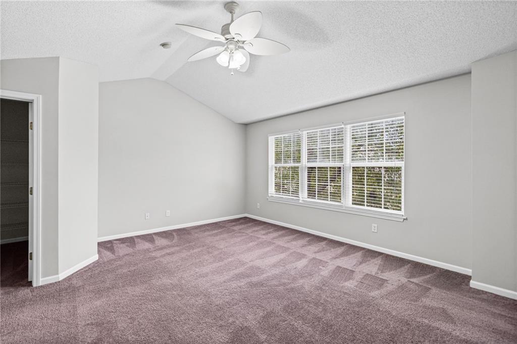 15926/15928 W 91st Terrace Property Photo 39