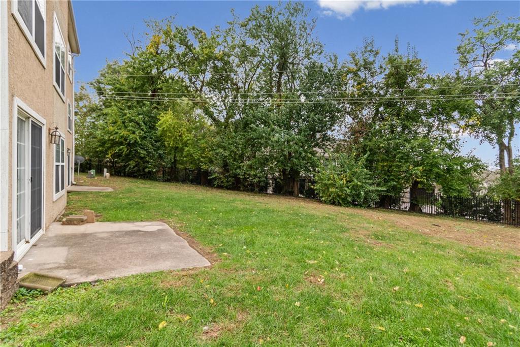 15926/15928 W 91st Terrace Property Photo 49