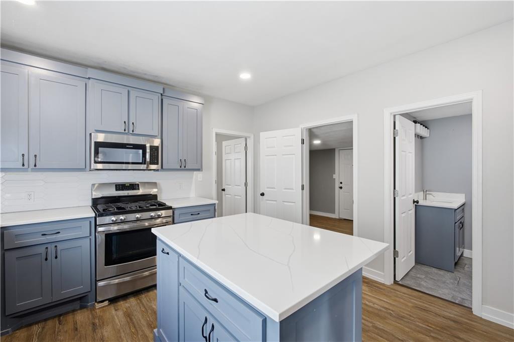 421 Osage Street Property Photo 11
