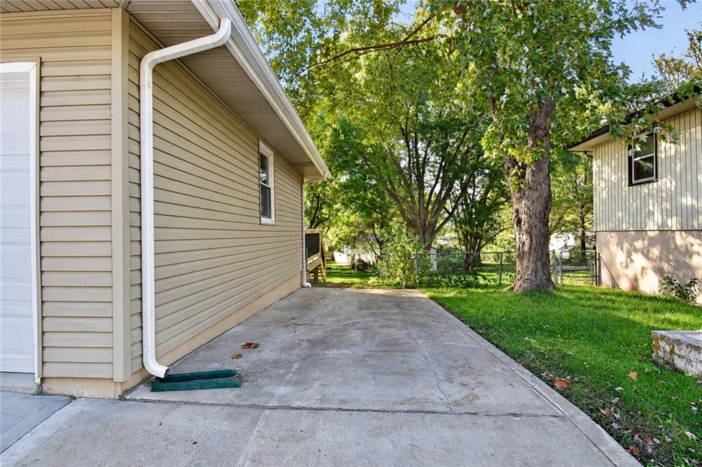 145 Nolker Drive Property Photo 3
