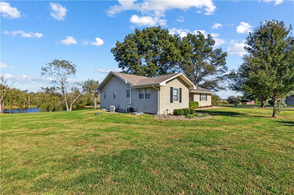 22195 Dunn Drive Property Photo 3