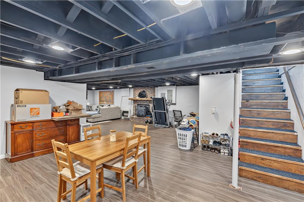 22195 Dunn Drive Property Photo 16