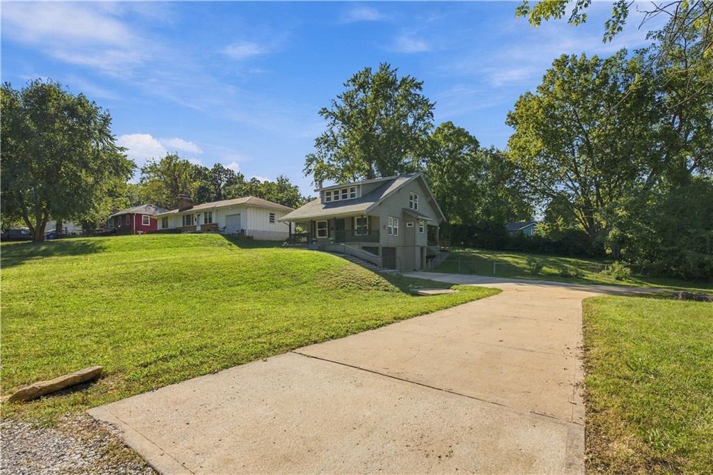 5308 Northern Avenue Property Photo 2