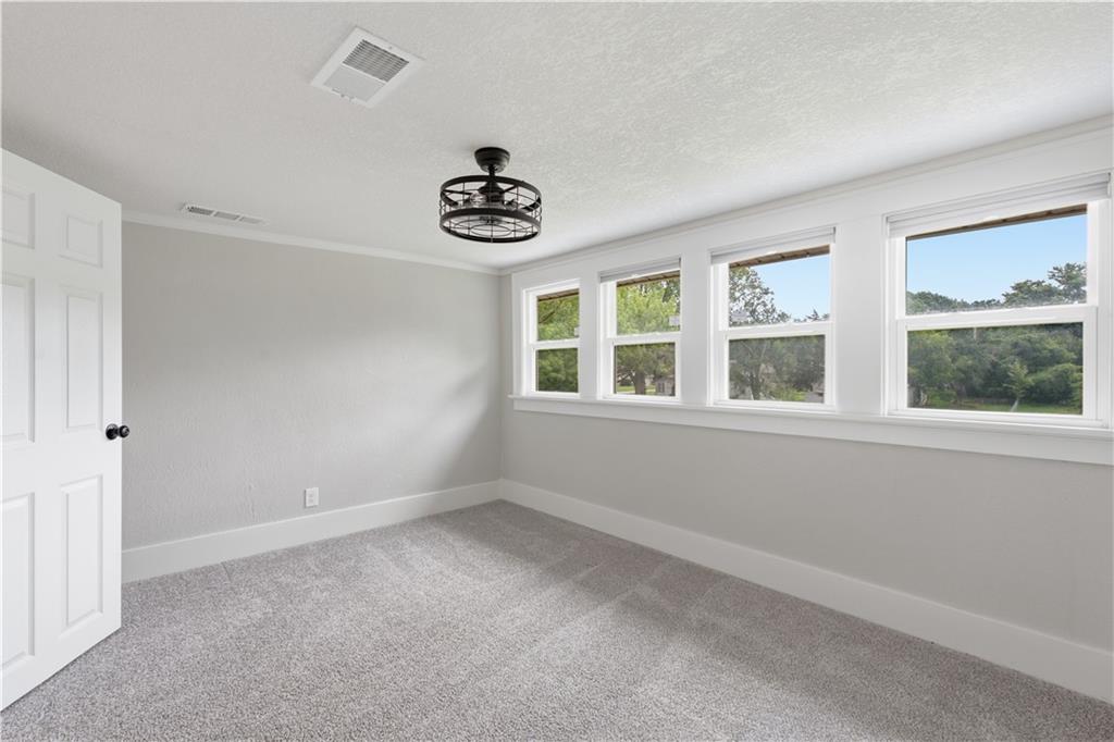 5308 Northern Avenue Property Photo 22