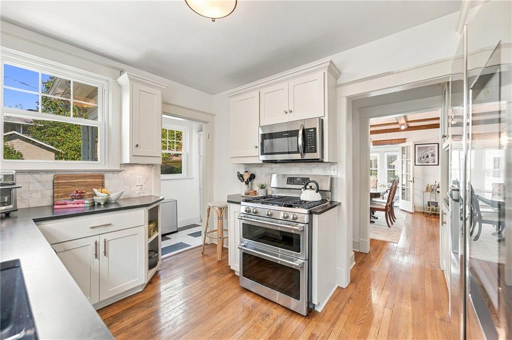 410 Huntington Road Property Photo 12