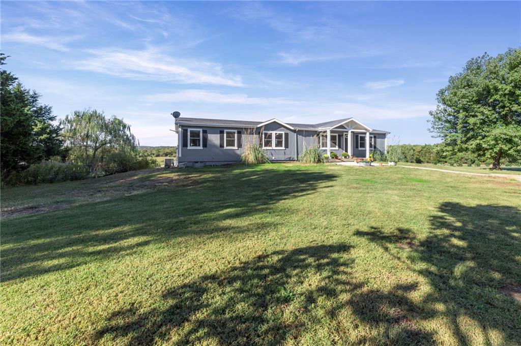 39340 Indianapolis Road Property Photo 2