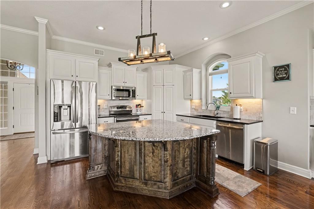 16655 S Lind Road Property Photo 4