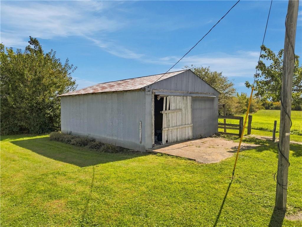 18045 Highway C Highway Property Photo 8