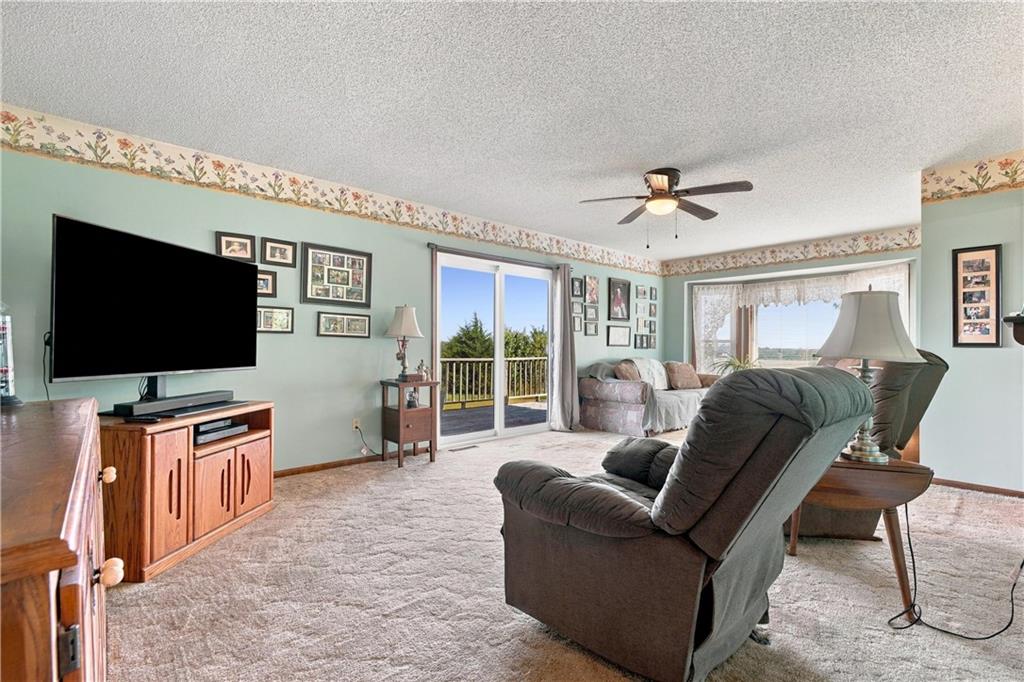 18045 Highway C Highway Property Photo 11