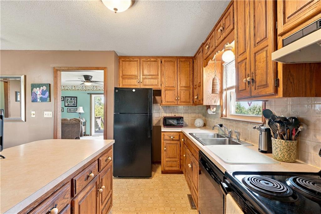 18045 Highway C Highway Property Photo 22