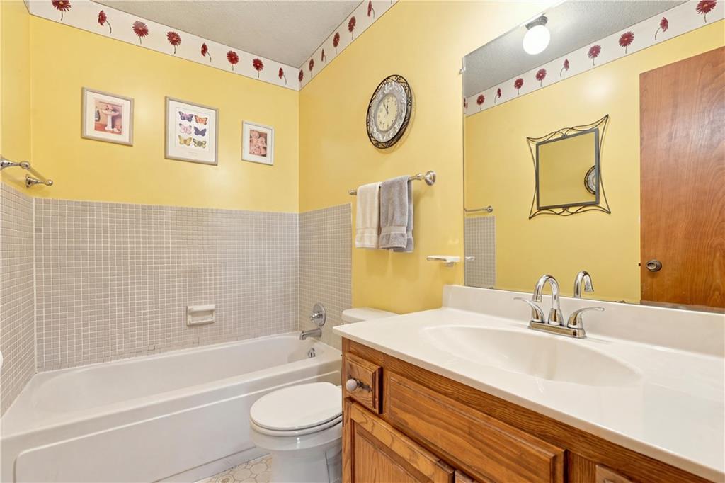 18045 Highway C Highway Property Photo 25