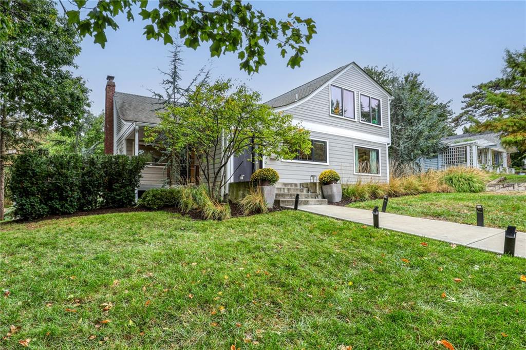 1600 W 51st Street Property Photo