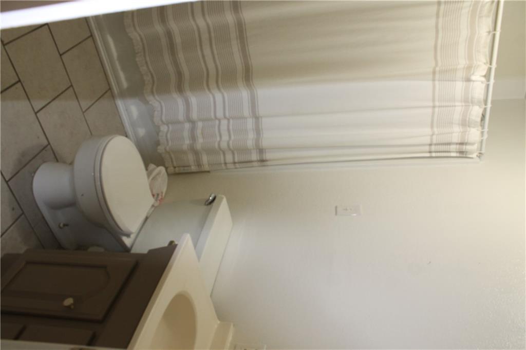 2409 Ne Pursell Road Property Photo 14