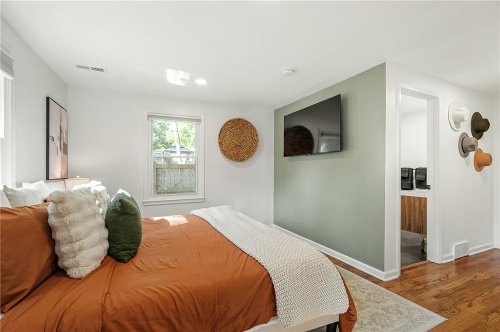 6126 Granada Street Property Photo 33