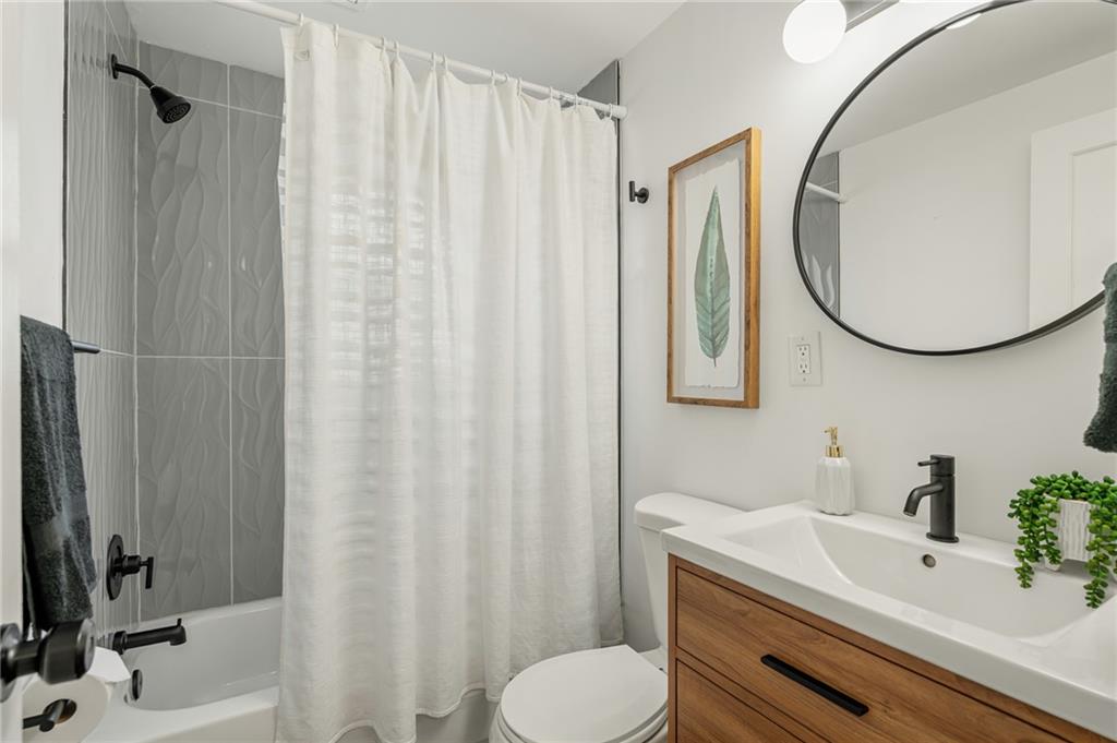 6126 Granada Street Property Photo 42