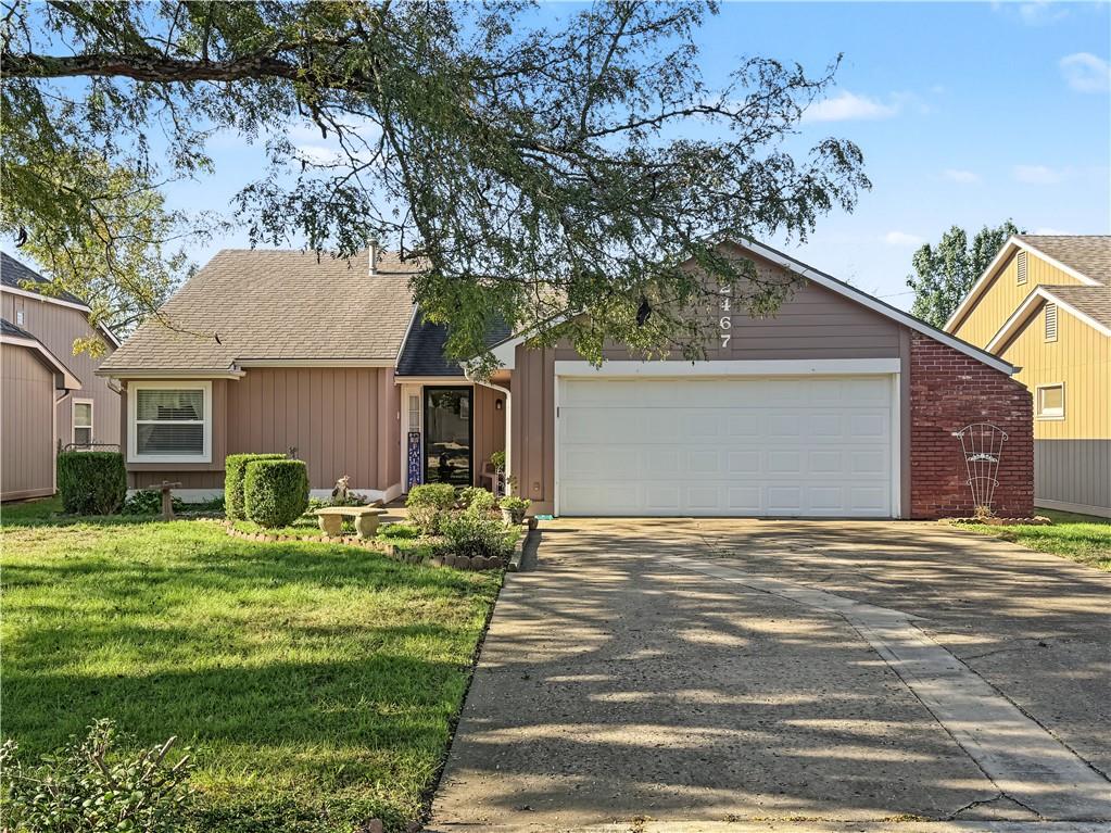 2467 Brookside Drive Property Photo 1