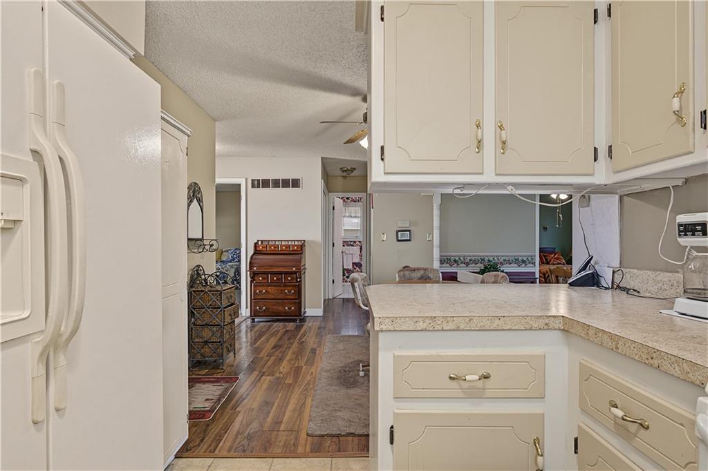 2467 Brookside Drive Property Photo 6