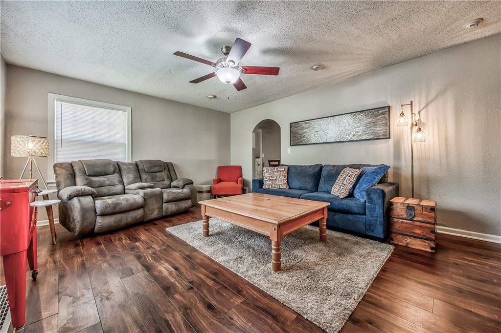 8425 Boone Street Property Photo 6