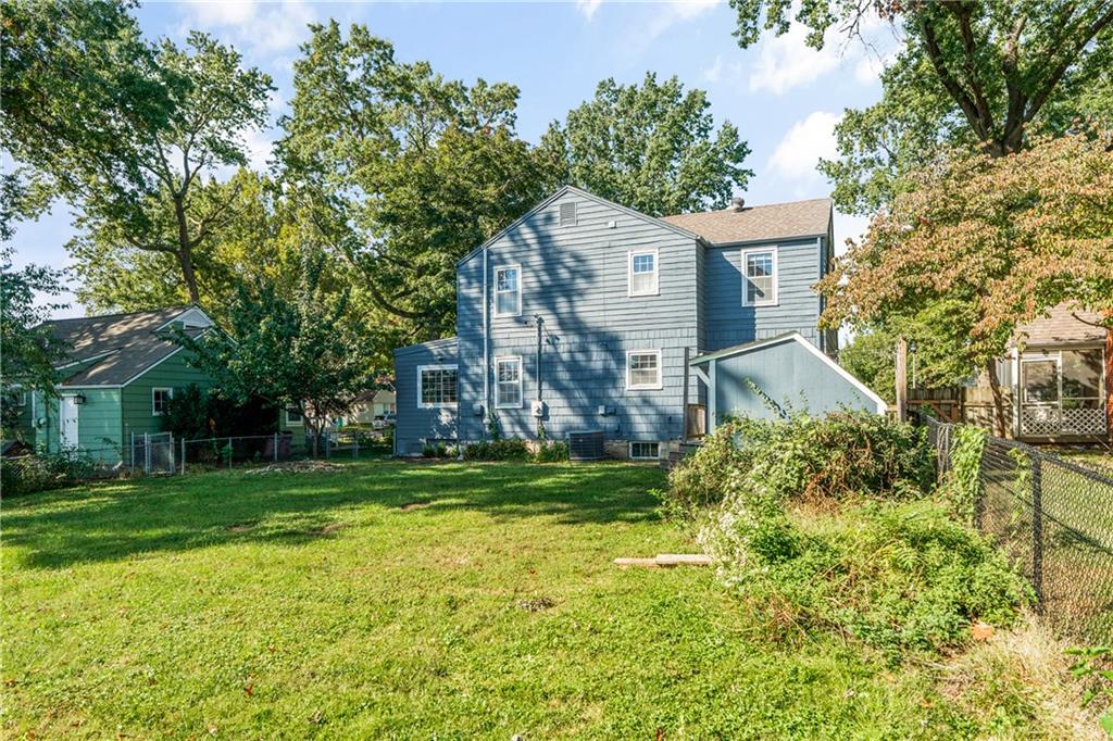 5819 Marty Street Property Photo 25